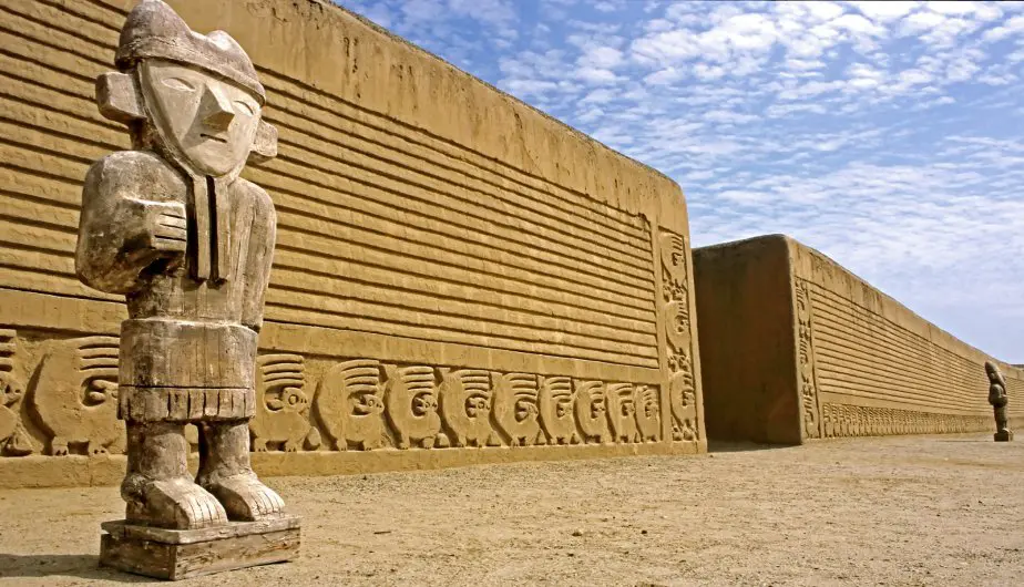 Chan Chan Archaeological Zone Cultural Heritage
